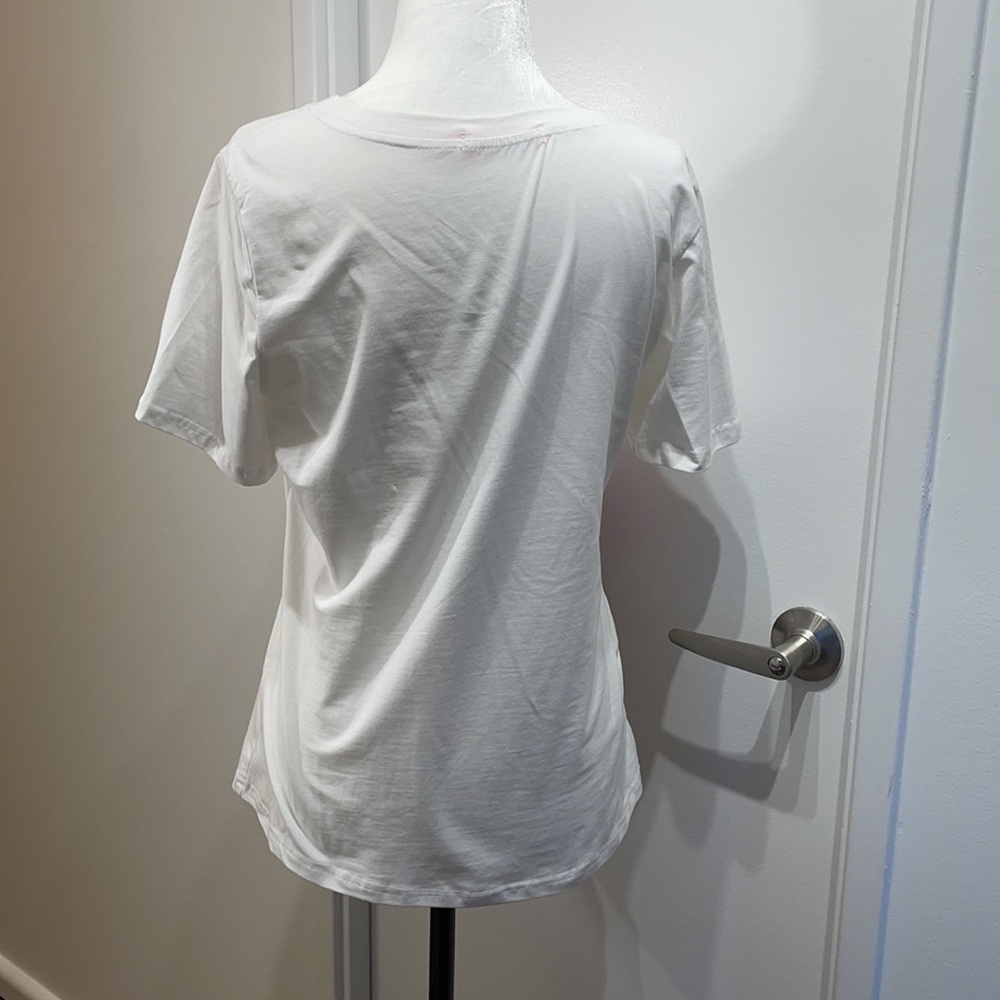 NEW ⭐️ NWOT- 3 Dimensional Designer T-shirt.   $60 Medium - Picture 3 of 13